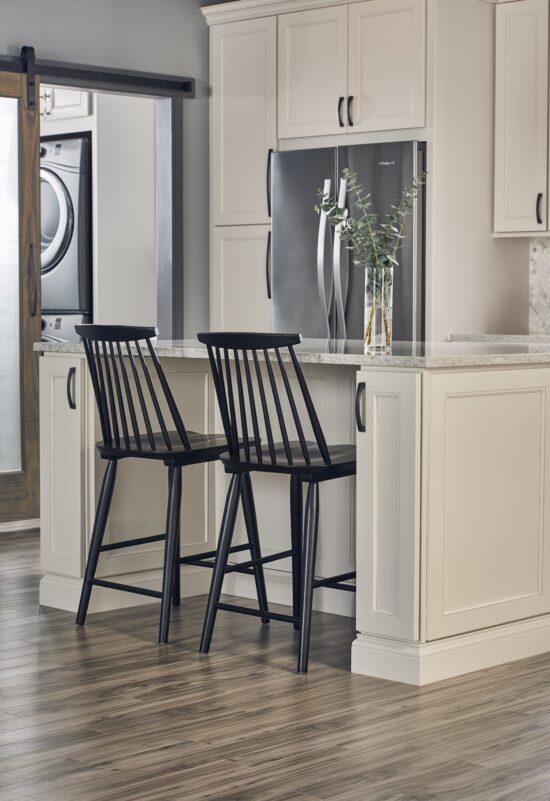 Detailed Edge Shaker Kitchen - Opal