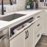 Detailed Edge Shaker Kitchen - Opal