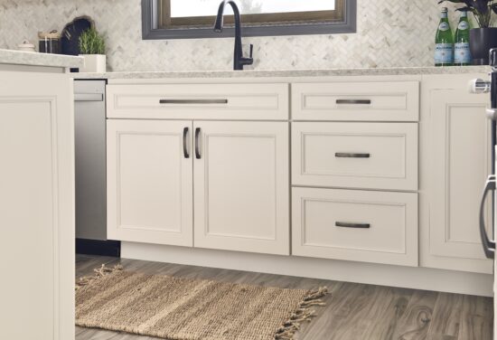 Detailed Edge Shaker Kitchen - Opal