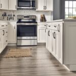 Detailed Edge Shaker Kitchen - Opal